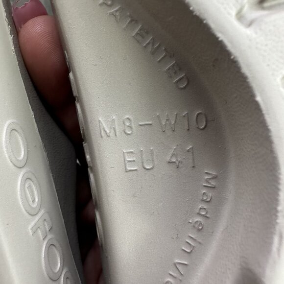 OOFOS NOMAD Women's size 10/EURO 41 Tan Sandals - Picture 6 of 6